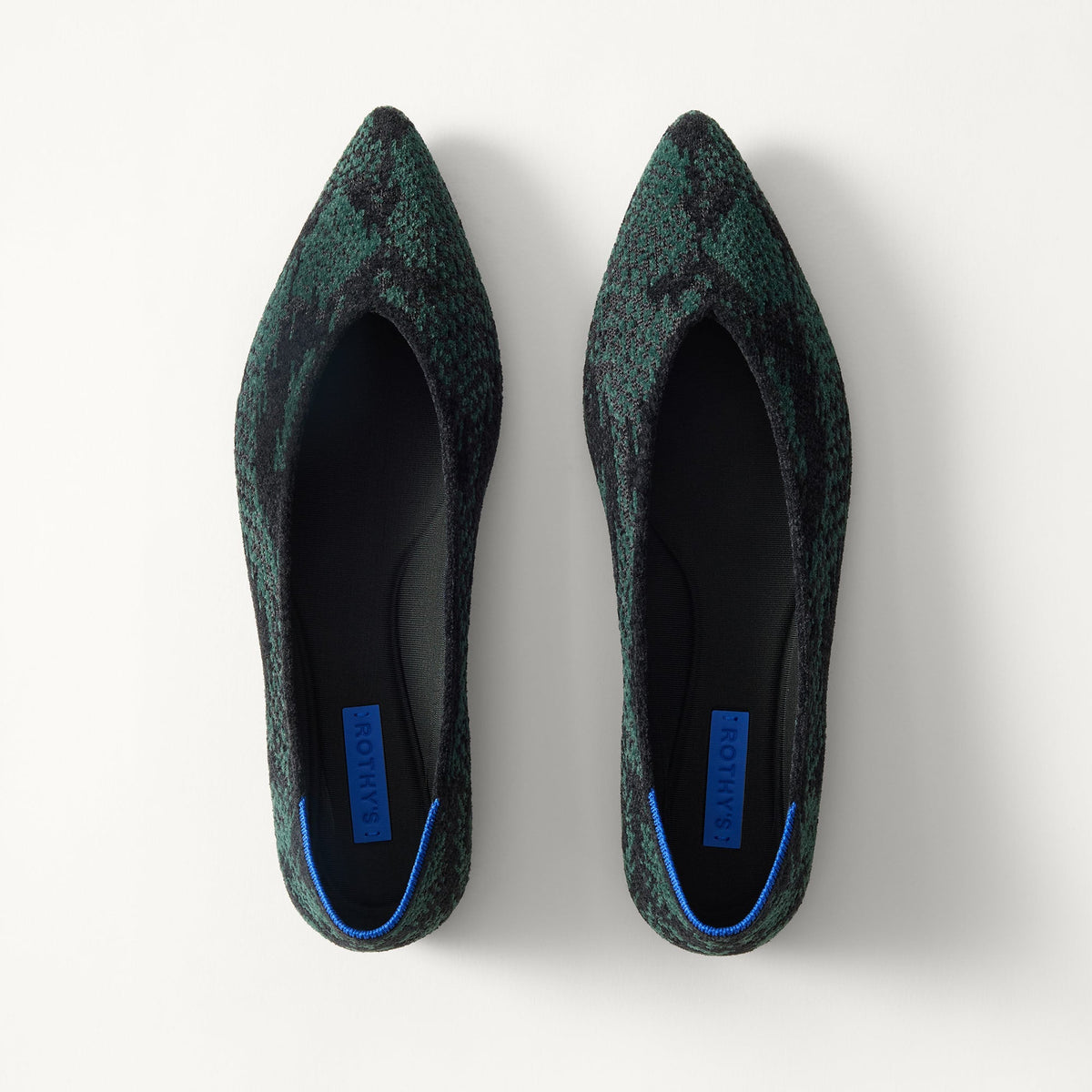 The Point III - ReVelvet™ Evergreen Python