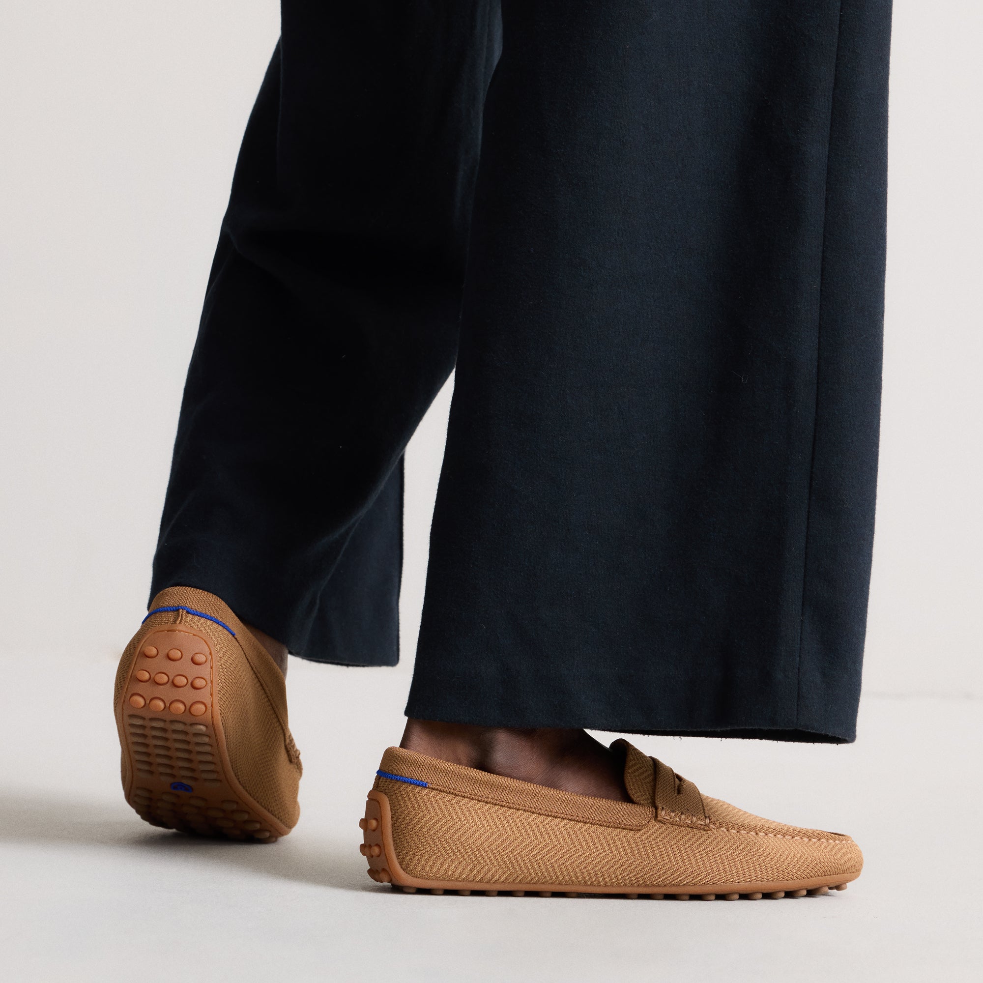 The Men's Driver - Oak Herringbone